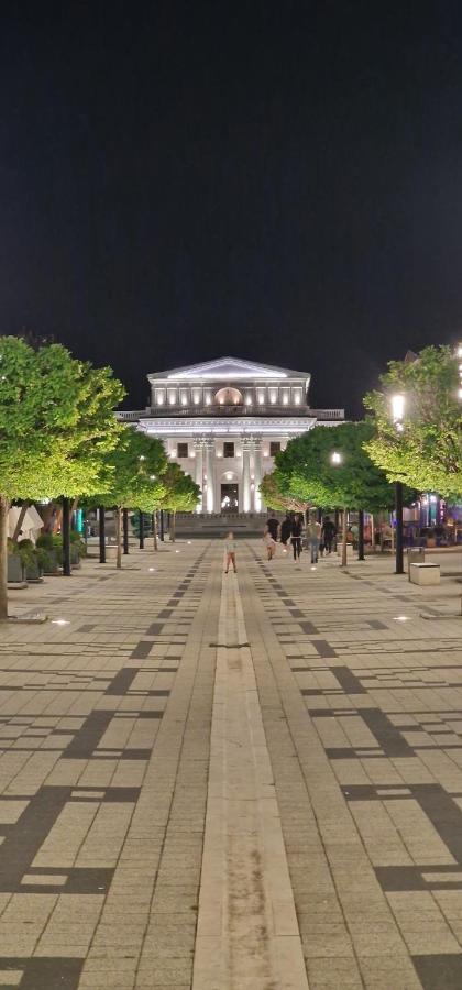 Apartament Dacul Hunedoara Luaran gambar
