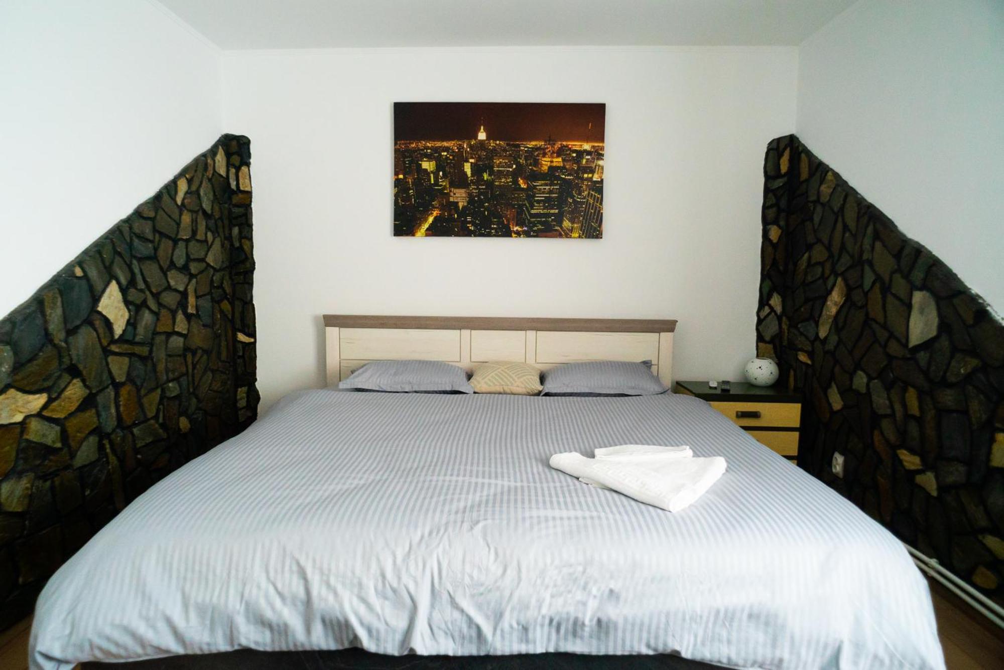 Apartament Dacul Hunedoara Luaran gambar